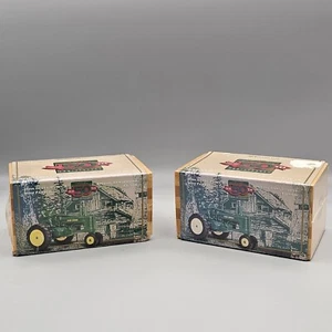 Lot John Deere Model A with Farmer (2) Sealed NOS 1/64 Scale Die Cast Toy 1995 - Picture 1 of 8