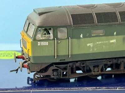 BACHMANN 'OO' 32-800 CLASS 47 2 TONE BR GREEN 4 DIGIT H/CODE LOCO TMC WEATHERED - Image 1 of 4