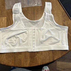 5xl White Front Closure Bra Adjustable Straps - Picture 1 of 4