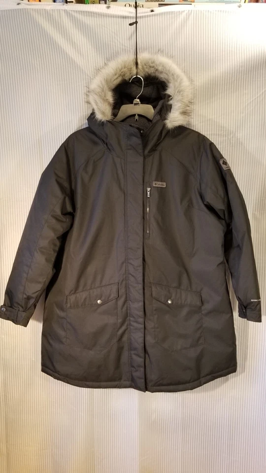 Men's  2XL Columbia Omni Heat Shield  Winter Parka W/ Hood Removable Fur - Image 1 of 4