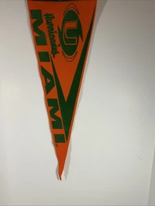 BANDERÍN DE LANA DE FIELTRO NCAA 9X24 HURACANES DE MIAMI DE COLECCIÓN - Imagen 1 de 9