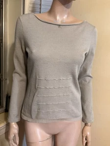 CHANEL KLASSISCHES HELLGRAUES WOLLTOP CC LOGO GR. 34” - Bild 1 von 5