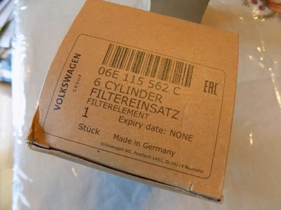 NOVO elemento de filtro de óleo original do fabricante Volkswagen 06E 115 562 C, 06E115562C, 6 cilindros - Imagem 1 de 4