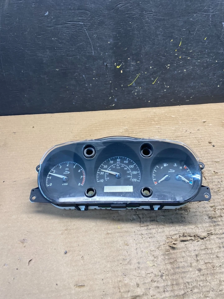 2004 to 2005 Jaguar XJ8 Instrument Cluster Gauge Speedometer S3234 DG - Image 1 of 4