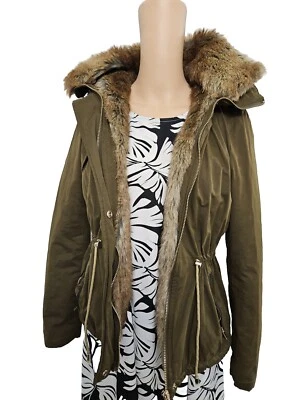 Chaqueta de invierno con capucha Zara Trafaluc verde caqui/forro de piel talla XS Foto 1 de 4
