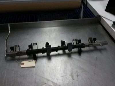 Juego de inyectores de combustible con riel para 01-05 BMW 330XI 3.0 Foto 1 de 4