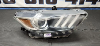 Faro pasajero derecho Ford Mustang GT 2015-2017 LED HID OEM Foto 1 de 4