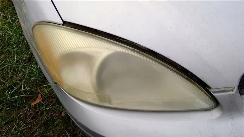 Passenger Right Headlight Fits 00-07 Ford Taurus OEM - Image 1 of 4