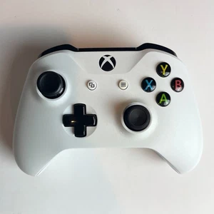 Xbox One Microsoft Wireless Controller Weiß 1708 - Bild 1 von 8