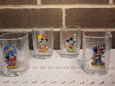 Set Of 4 Collectable 2000 Mickey and Minnie Mouse Drink Glasses Cups McDonald's - Изображение 1 из 4