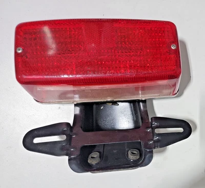Conjunto de soporte de luz trasera 1978-1979 Yamaha RD400 Daytona Special RD400F XS400 Foto 1 de 4