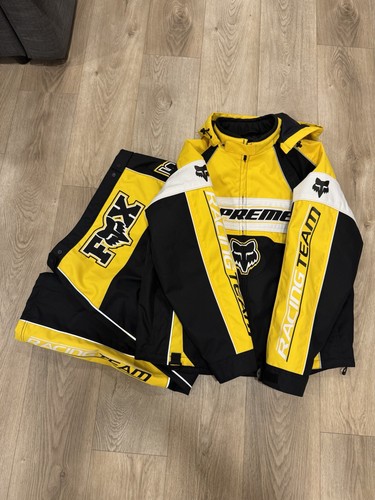 Giacca gialla Supreme Fox Racing FW23 taglia L e pantaloni gialli taglia 32 set di 2