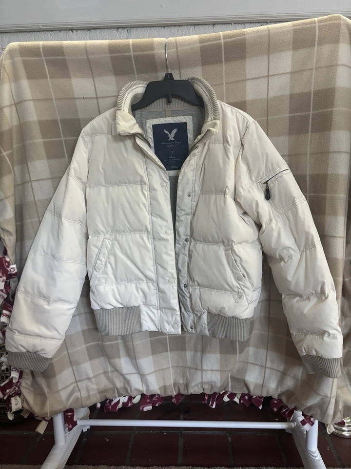 American Eagle Outfitters не белый пуховик куртка размер большой - Изображение 1 из 4