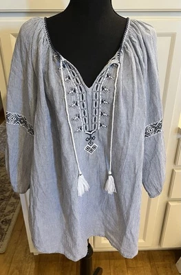 Blusa Top Westport Para Mujer 1X Azul Blanco Bordada Boho Campesina Con Borlas Foto 1 de 4