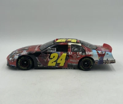 1994 Action Milestones 1:18 Scale Jeff Gordon 2005 Monte Carlo Diecast - Image 1 of 4