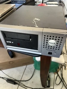 Dell PowerVault 110T LTO3-EX1 Ultrium External Tape Drive Module - Imagen 1 de 6