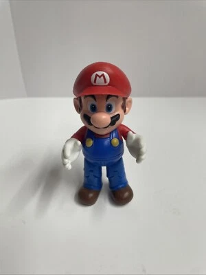 New World of Nintendo Star Power Mario 4" Action Figure - Image 1 of 4