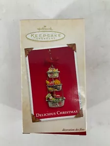 Hallmark Keepsake 2003 Delicious Christmas Tree Ornament Kitchen Food Basket NEW - Picture 1 of 7