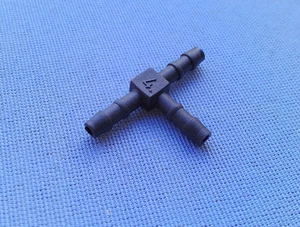 4x T Schlauchverbinder RGV 4mm 4 mm 4 mm Connector 36mm T Stück schwarz 86C - Bild 1 von 5
