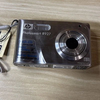 Hp Photosmart R927 8.2MP Digital Camera 3X Optical Zoom Untested~Sold As Is!! - Image 1 of 4