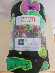 Marvel Plush Throw - Picture 1 of 3