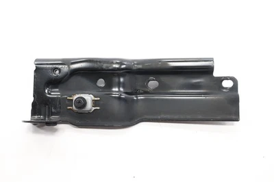 2023 - 2025 RAM PROMASTER 2500 RADIADOR MONTAJE LATERAL DERECHO SOPORTE OEM Foto 1 de 4