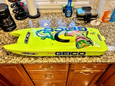 Cubierta de casco y escotilla Miss Geico 36 Foto 1 de 4