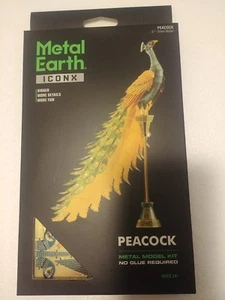 Metall Erde ICONX Stecker Pfau Laser Cut 3-D farbiger Stahl Modellbausatz NEU - Bild 1 von 2