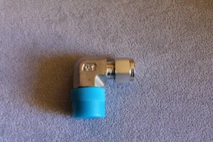 DK-Lok DLM6-8N-S Tube to Male Pipe, Male Elbow Tube Fitting - 3/8" x 1/2" NEW - Picture 1 of 5