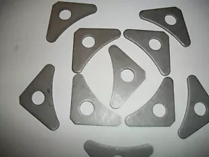 FMR STANDARD 1 HOLE ROLL BAR GUSSETS,1/8" THICK,#109-3022,TABS 1 3/4" PACK OF 10 - Picture 1 of 4