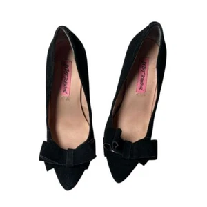 Betsey Johnson Black Suede Bow Pointed Toe Kitten Heel Pumps Classic Shoes - Picture 1 of 10