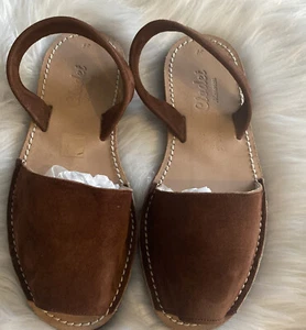 CLODET MENORCA Italy sandali slingback donna nuovi senza scatola taglia 39 scamosciati marroni - Foto 1 di 8