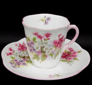 VINTAGE SHELLEY 'STOCKS' PATTERN DAINTY SHAPE COFFEE CUP & SAUCER - Picture 1 of 8