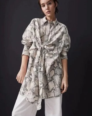 Vestido Camisa Túnica H&M Estampado Serpiente Largo Corbata Frontal XL Gris Rosa Pálido Foto 1 de 4