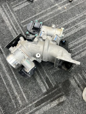 Ram 2500 2019-2024 camioneta pickup colector de bocina de admisión Foto 1 de 4