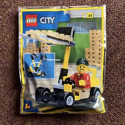LEGO City Forklift Truck And Driver Toy 952212 Polybag 31 Pieces NEW FREE P&P - Image 1 of 4