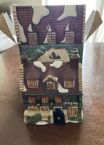 Departamento 56 Charles Dickens Heritage Dedlock Brazos Ornamento Pueblo Navidad 1994 - Imagen 1 de 7