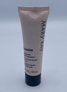 Mary Kay Timewise Ivory 4 Matte Wear Liquid Foundation No Box NEW - Picture 1 of 3