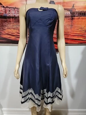 Tracy Reese NY. Navy, Ivory Zigzag Size 8 Buckle Detail Strapless Dress #2 - Image 1 of 4