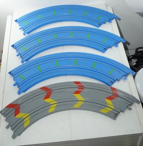 Micro Scalextric Track Bundle Long Curves x 4 Blue Track Extensions 1:64 L7555 - Picture 1 of 4