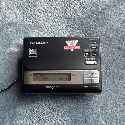 Sharp MD MS100 Black Portable MiniDisc Player with Charger - Image 1 of 4
