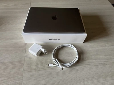 Apple MacBook Air 13,3" (256GB SSD, Apple M1 8 CPU/7 GPU, 8GB RAM) - Immagine 1 di 4
