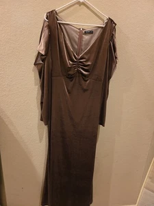 Maxikleid Größe 2X braun Cold Shoulder Stretch Samt Langarm WASCHBAR  - Bild 1 von 14