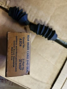 1934-1935 Chevrolet Gm, Rear Brake Cable Bellows NOS In Box 374507 - Bild 1 von 4