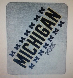 Victoria's Secret PINK UNIVERSITY OF MICHIGAN- U of M SHERPA BLANKET 50"x60" New - Picture 1 of 5