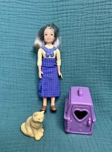 Fisher Price Loving Family 2002 Oma Puppe mit Katze in Haustiertrage - Bild 1 von 9