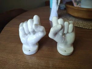 Nancy Funk Signed 1970s White Hands Fists Toilet Paper Towels Holder - Picture 1 of 8