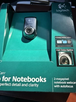 Logitech QuickCam Pro For Notebooks 2-MP Webcam Carl Zeiss Optics & AutoFocus - Image 1 of 3