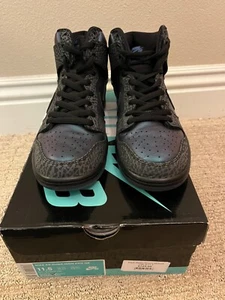 Size 11.5 - Nike Black Sheep x Dunk SB High Black Hornet Great Condition - Picture 1 of 6