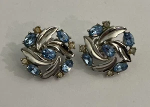 Trifari Signed Silver Tone Blue Clear Rhinestone Clip On Earrings - Picture 1 of 2